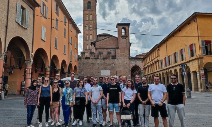 Treasure Hunt Bologna Teambilding Activity
